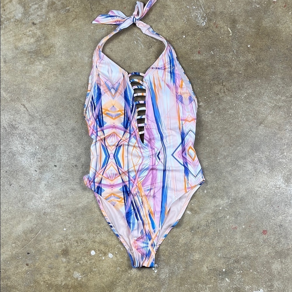 One Piece Halter swimsuit
Size: Medium